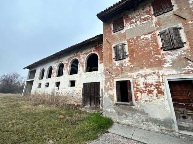 casa indipendente in vendita ad Oderzo in zona Piavon