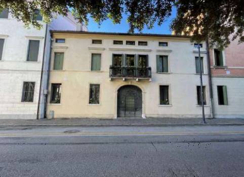intera palazzina in vendita ad Oderzo