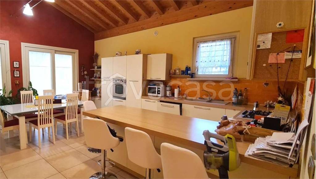 casa indipendente in vendita ad Oderzo in zona Piavon