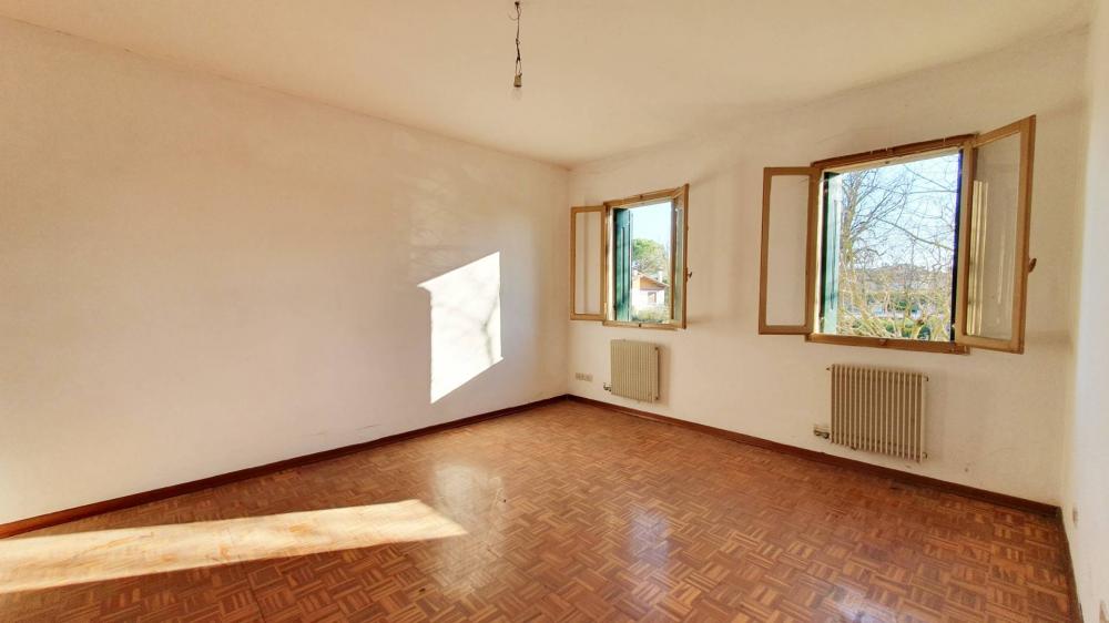 casa indipendente in vendita ad Oderzo in zona Camino