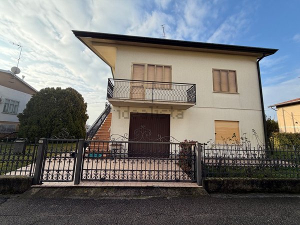 casa indipendente in vendita ad Oderzo in zona Colfrancui