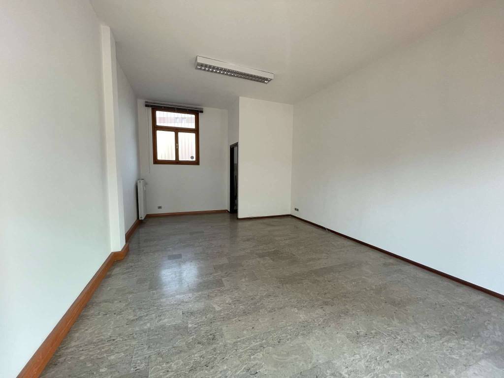 negozio in vendita ad Oderzo
