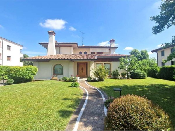 casa indipendente in vendita ad Oderzo in zona Faè