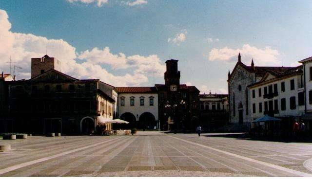 negozio in vendita ad Oderzo in zona Rustignè