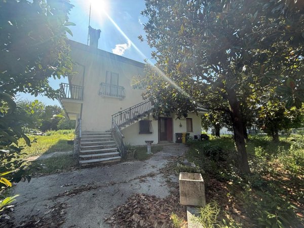casa indipendente in vendita ad Oderzo in zona Piavon