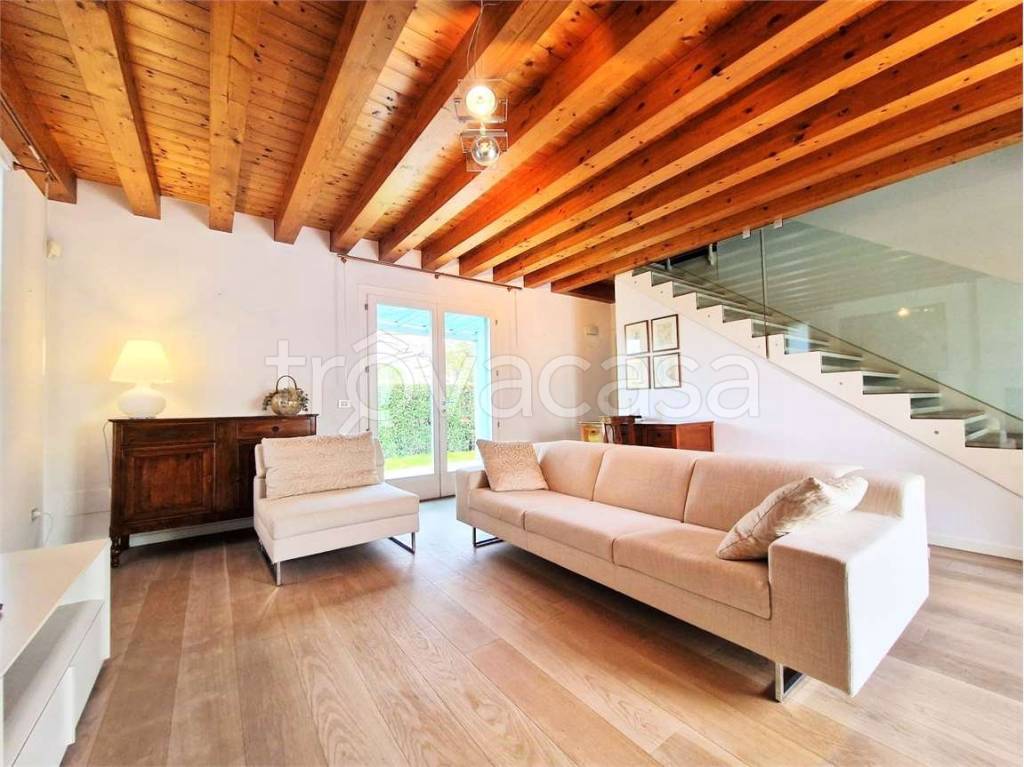 casa indipendente in vendita ad Oderzo in zona Faè