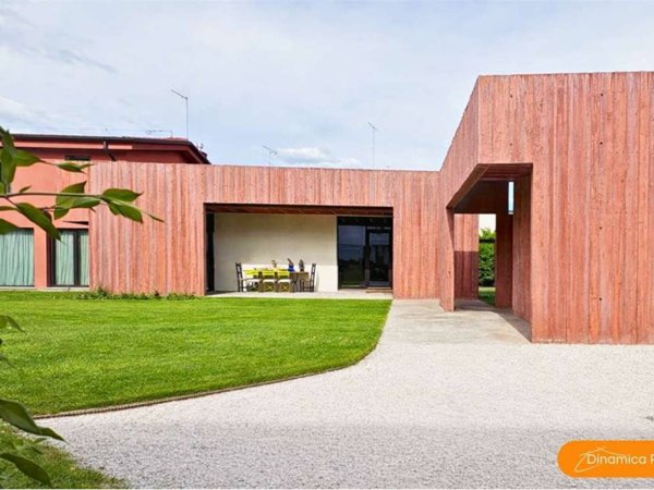 casa indipendente in vendita ad Oderzo in zona Camino