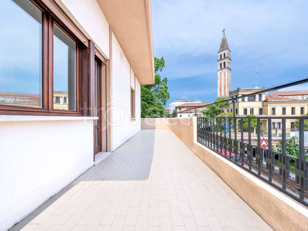 casa indipendente in vendita ad Oderzo in zona Faè