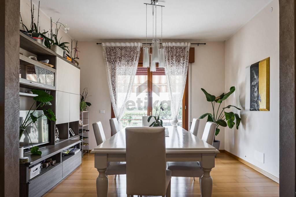 casa indipendente in vendita ad Oderzo in zona Rustignè