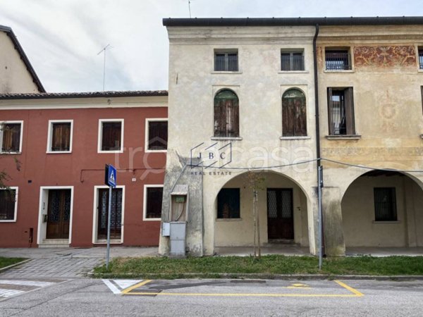 casa indipendente in vendita ad Oderzo in zona Faè