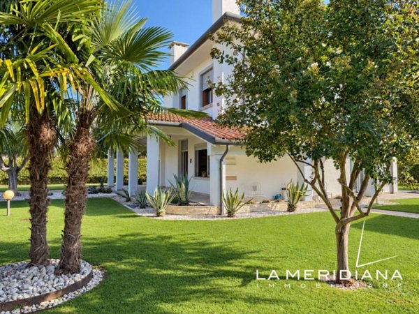 casa indipendente in vendita ad Oderzo in zona Faè