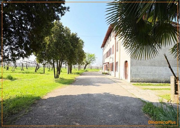 casa indipendente in vendita ad Ormelle in zona Roncadelle