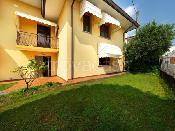 casa indipendente in vendita ad Ormelle