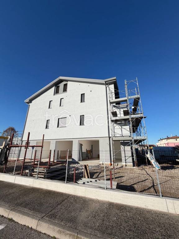 appartamento in vendita ad Ormelle in zona Roncadelle