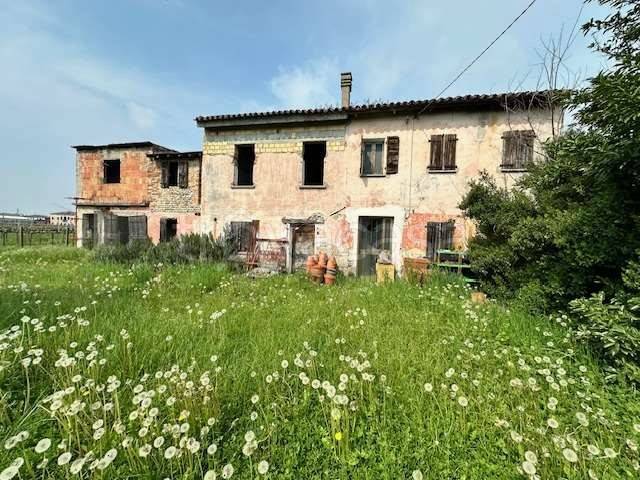 locale commerciale in vendita ad Ormelle