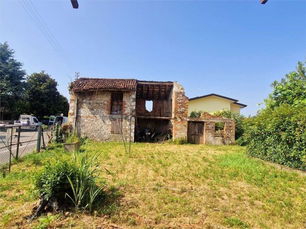 casa indipendente in vendita ad Orsago