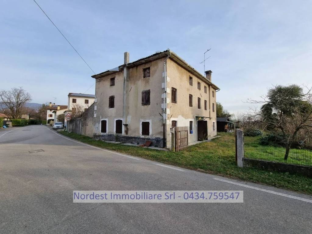 casa indipendente in vendita ad Orsago