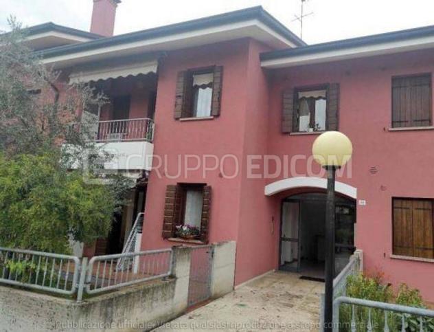 appartamento in vendita a Paese in zona Castagnole