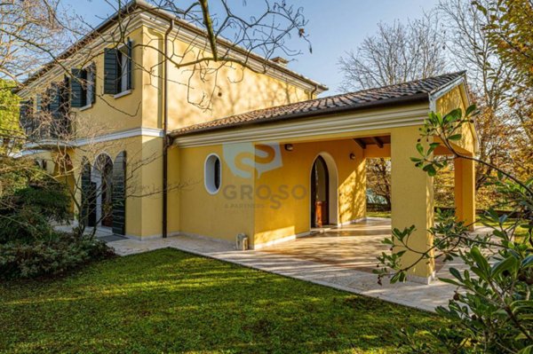 casa indipendente in vendita a Paese