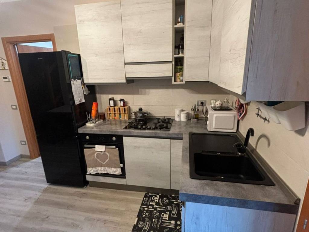 appartamento in vendita a Paese in zona Padernello