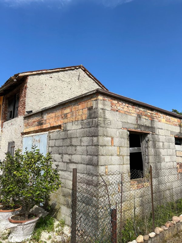 casa indipendente in vendita a Paese
