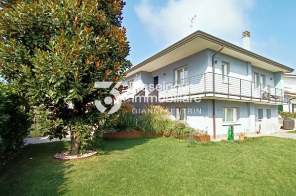 casa indipendente in vendita a Paese