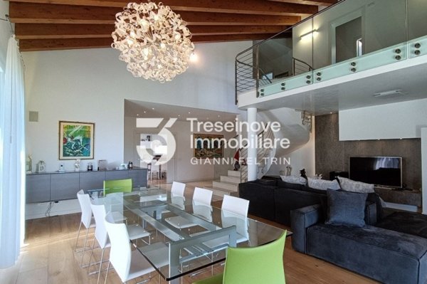 casa indipendente in vendita a Paese in zona Postioma