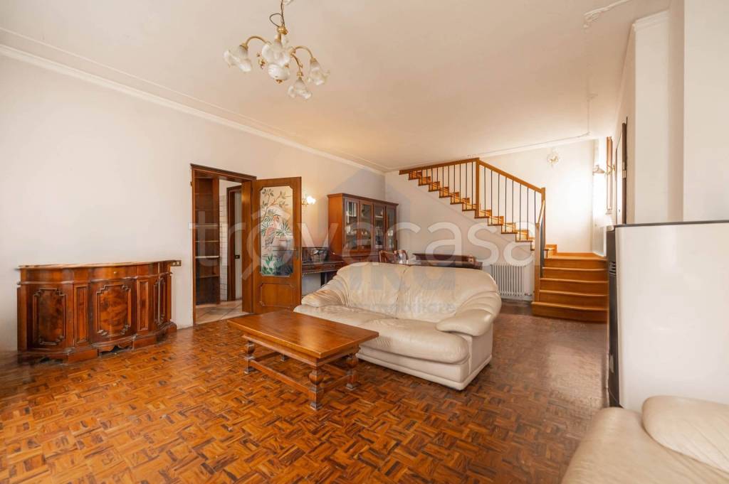 casa indipendente in vendita a Paese
