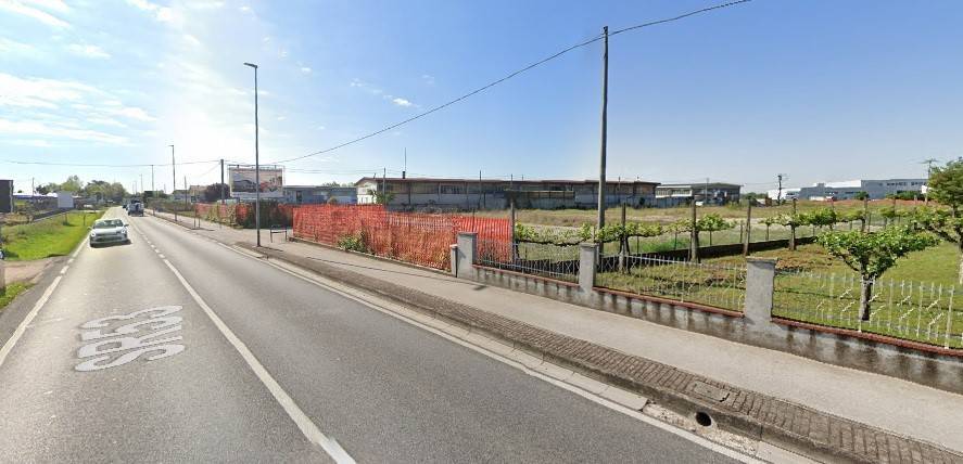 terreno edificabile in vendita a Paese