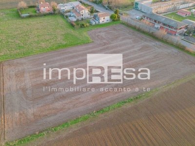 casa indipendente in vendita a Paese in zona Castagnole