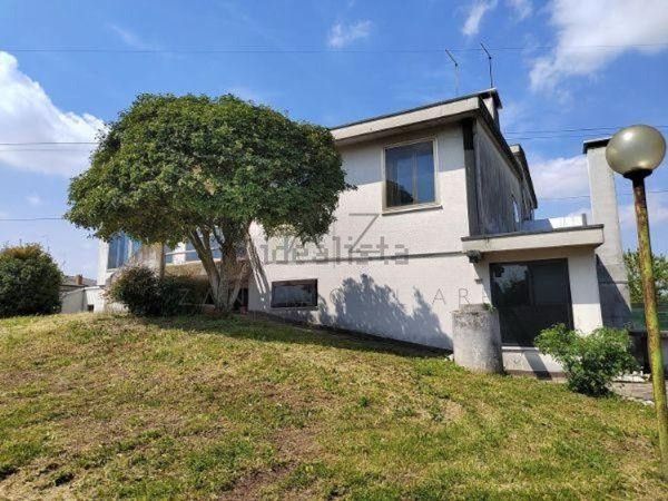 casa indipendente in vendita a Paese in zona Padernello