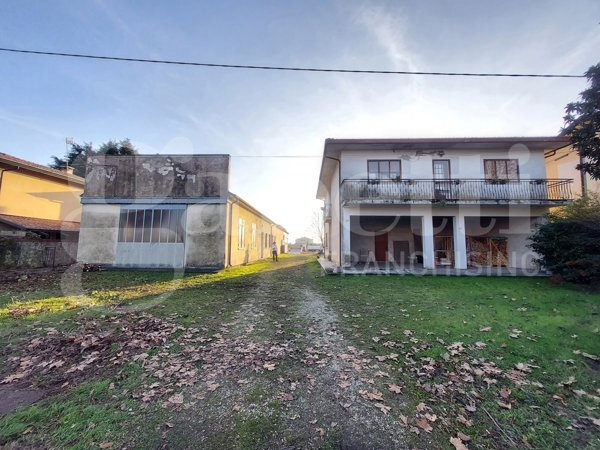 casa indipendente in vendita a Paese