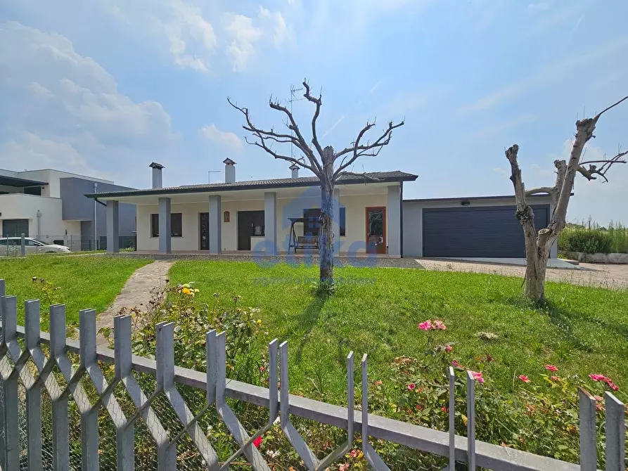 casa indipendente in vendita a Paese