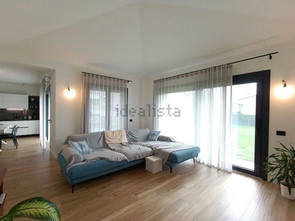 casa indipendente in vendita a Paese