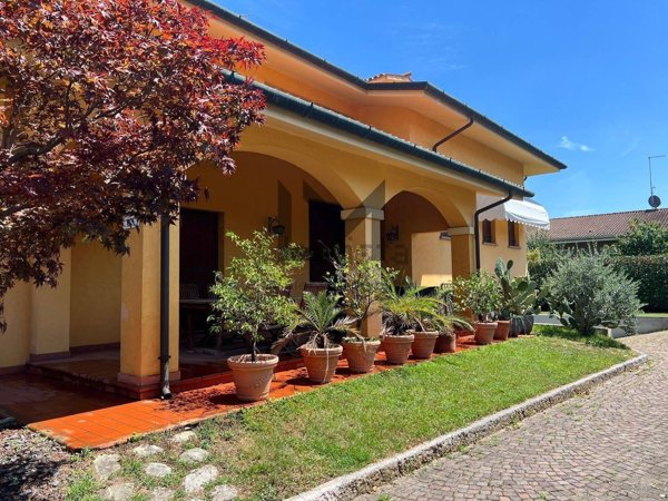 casa indipendente in vendita a Paese
