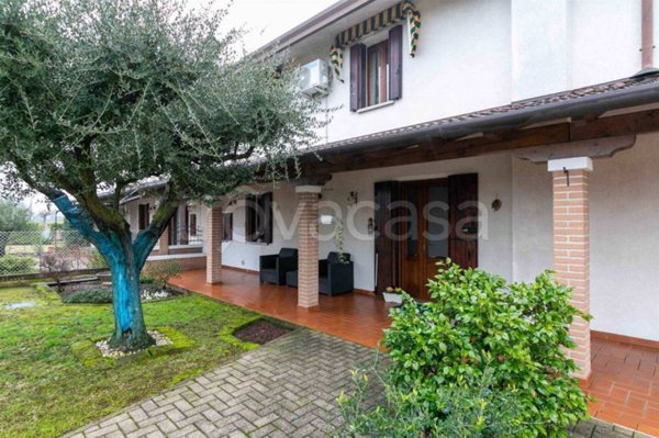 casa indipendente in vendita a Paese