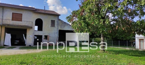 casa indipendente in vendita a Paese in zona Porcellengo