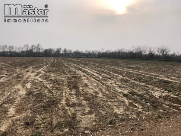 terreno edificabile in vendita a Paese in zona Postioma