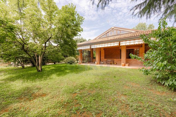 casa indipendente in vendita a Paese