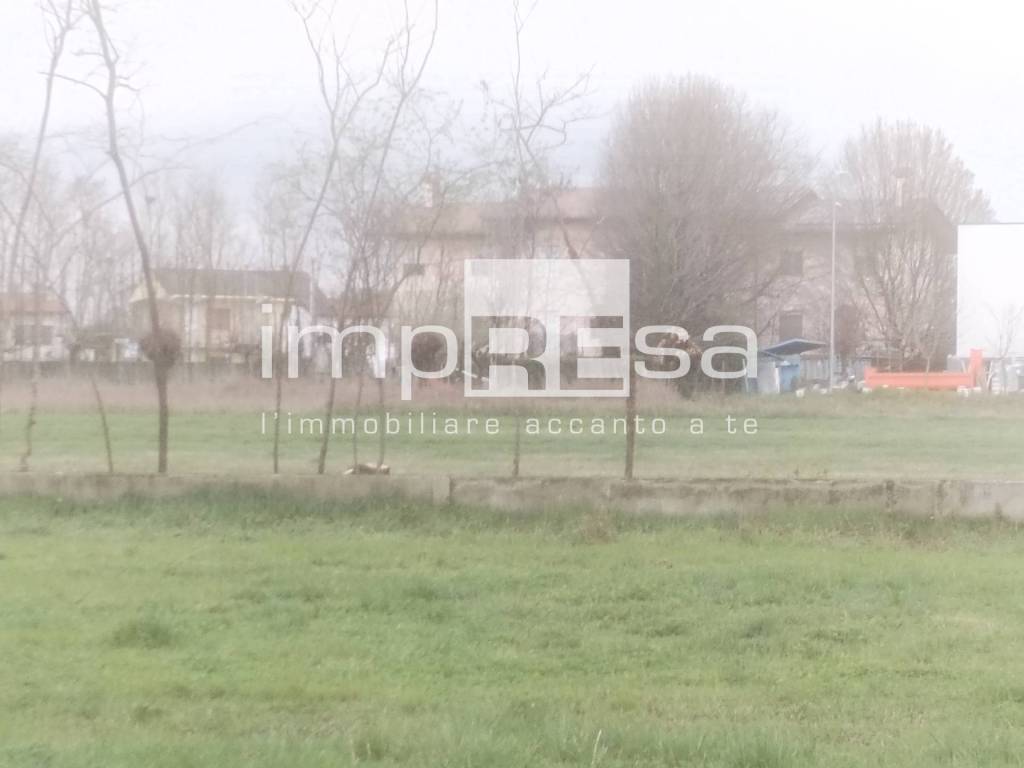 terreno agricolo in vendita a Paese in zona Padernello