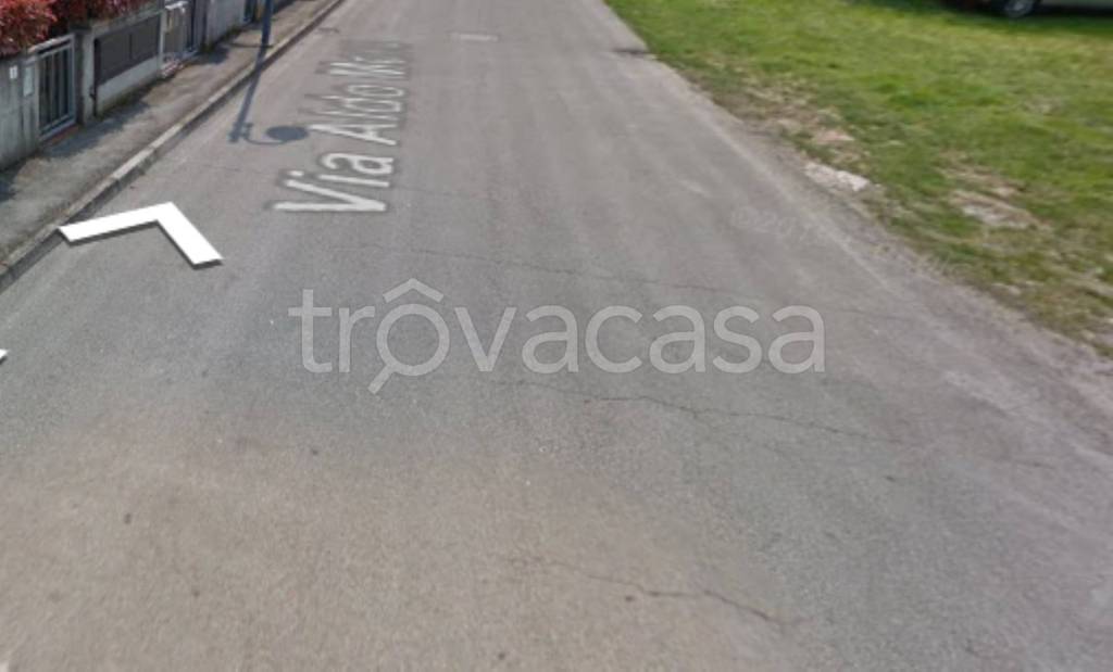 terreno edificabile in vendita a Paese in zona Castagnole