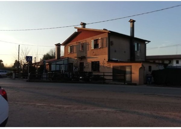casa indipendente in vendita a Paese