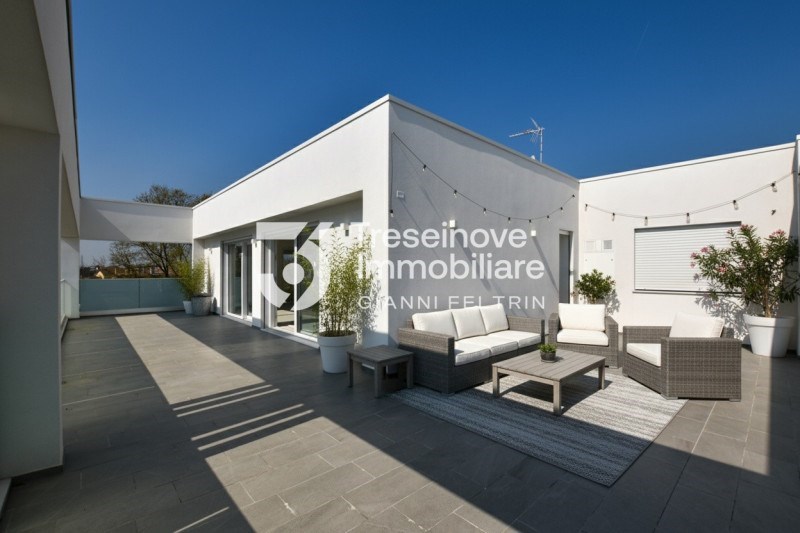 appartamento in vendita a Paese in zona Castagnole