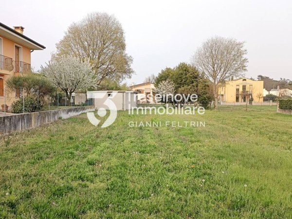 terreno agricolo in vendita a Paese in zona Postioma