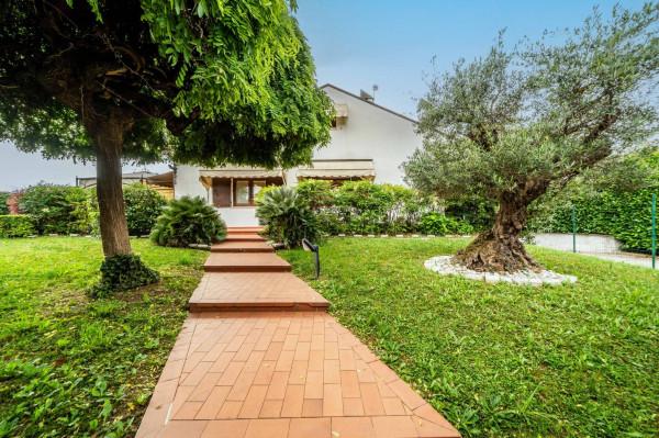 casa indipendente in vendita a Paese in zona Castagnole