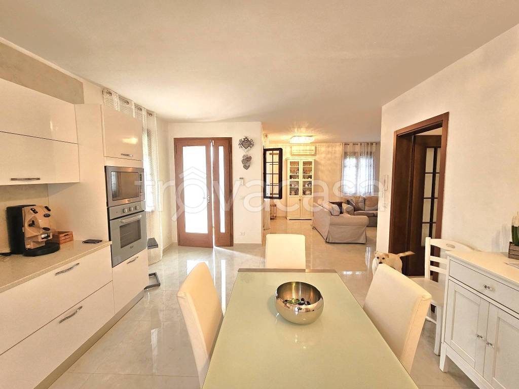 casa indipendente in vendita a Paese