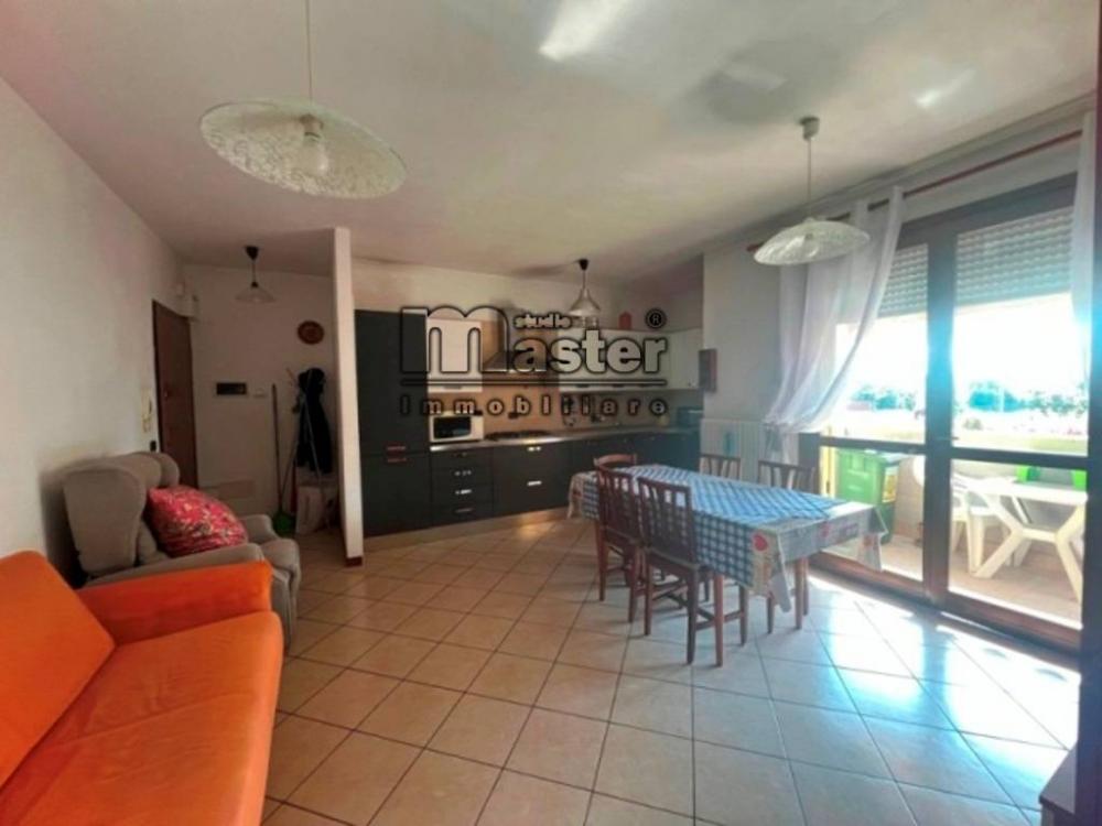 appartamento in vendita a Paese in zona Porcellengo