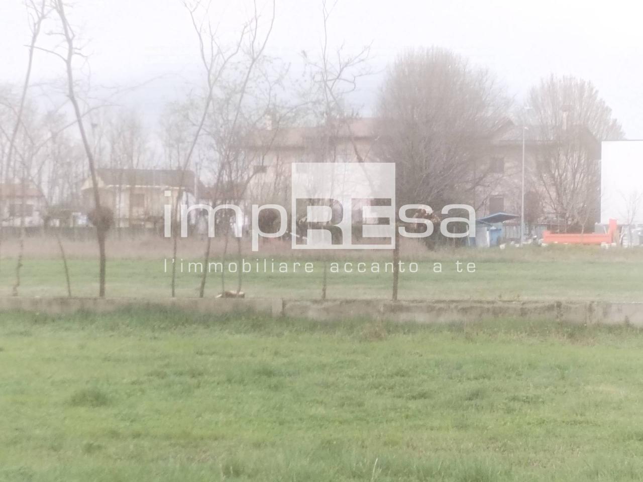 terreno agricolo in vendita a Paese in zona Padernello