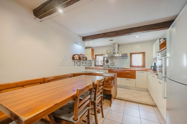 casa indipendente in vendita a Paese