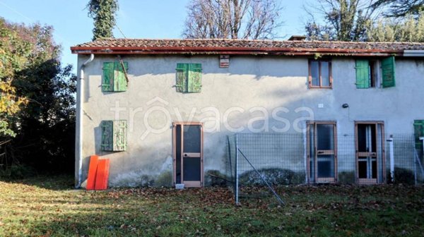 casa indipendente in vendita a Paese in zona Castagnole